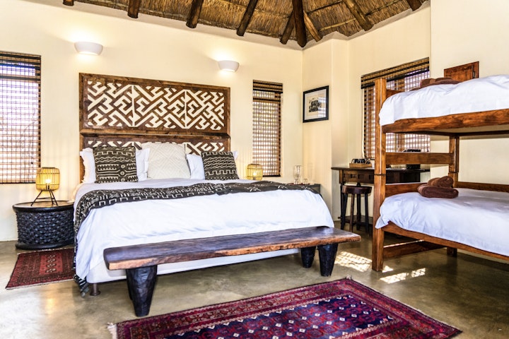 Limpopo Accommodation at Warthog Lodge – Mabalingwe Nature Reserve | Viya