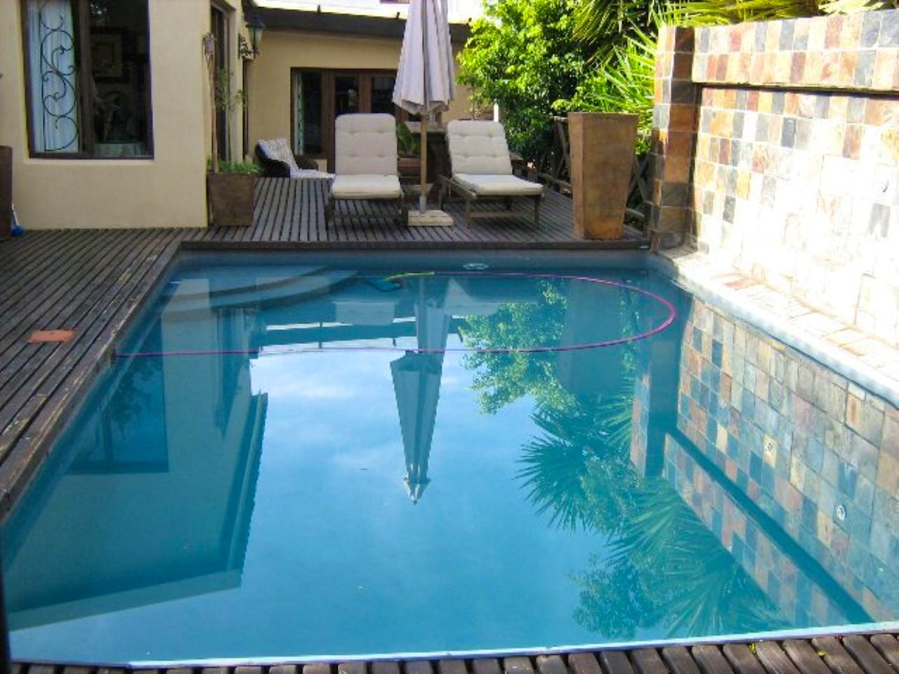 Jeffreys Bay Accommodation at  | Viya