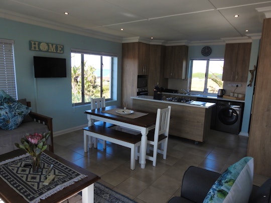 Jeffreys Bay Accommodation at  | Viya