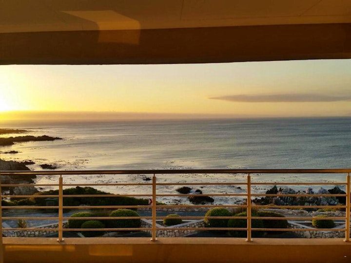 Western Cape Accommodation at Whale Cove A104 | Viya