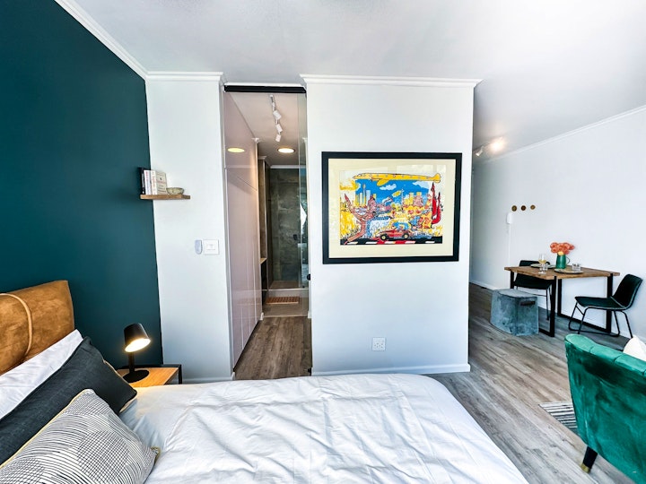 Cape Town Accommodation at Stylish Table Mountain View Apartment | Viya