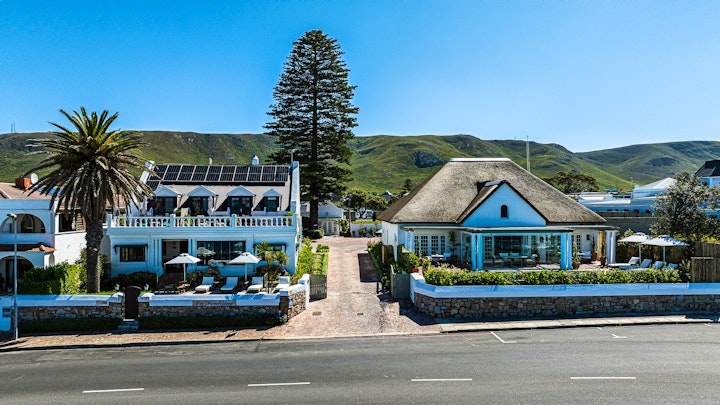 Western Cape Accommodation at La Fontaine Guest House | Viya