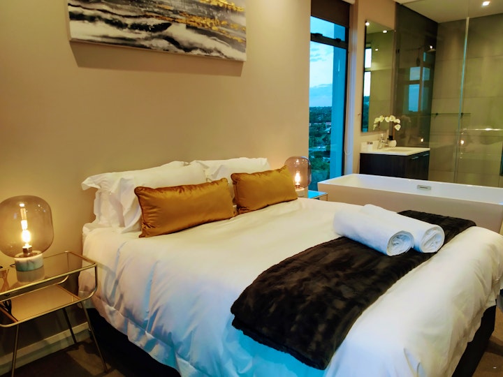 Pretoria Accommodation at Menlyn Residence - Luxury Six Sleeper | Viya