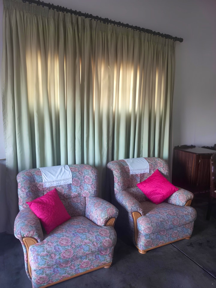 Karoo Accommodation at Gemsbokfontein Gasteplaas | Viya