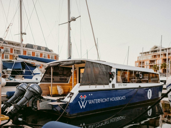 Cape Town Accommodation at Waterfront Houseboats | Viya