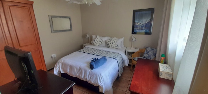 Cape Town Accommodation at Easy Five | Viya