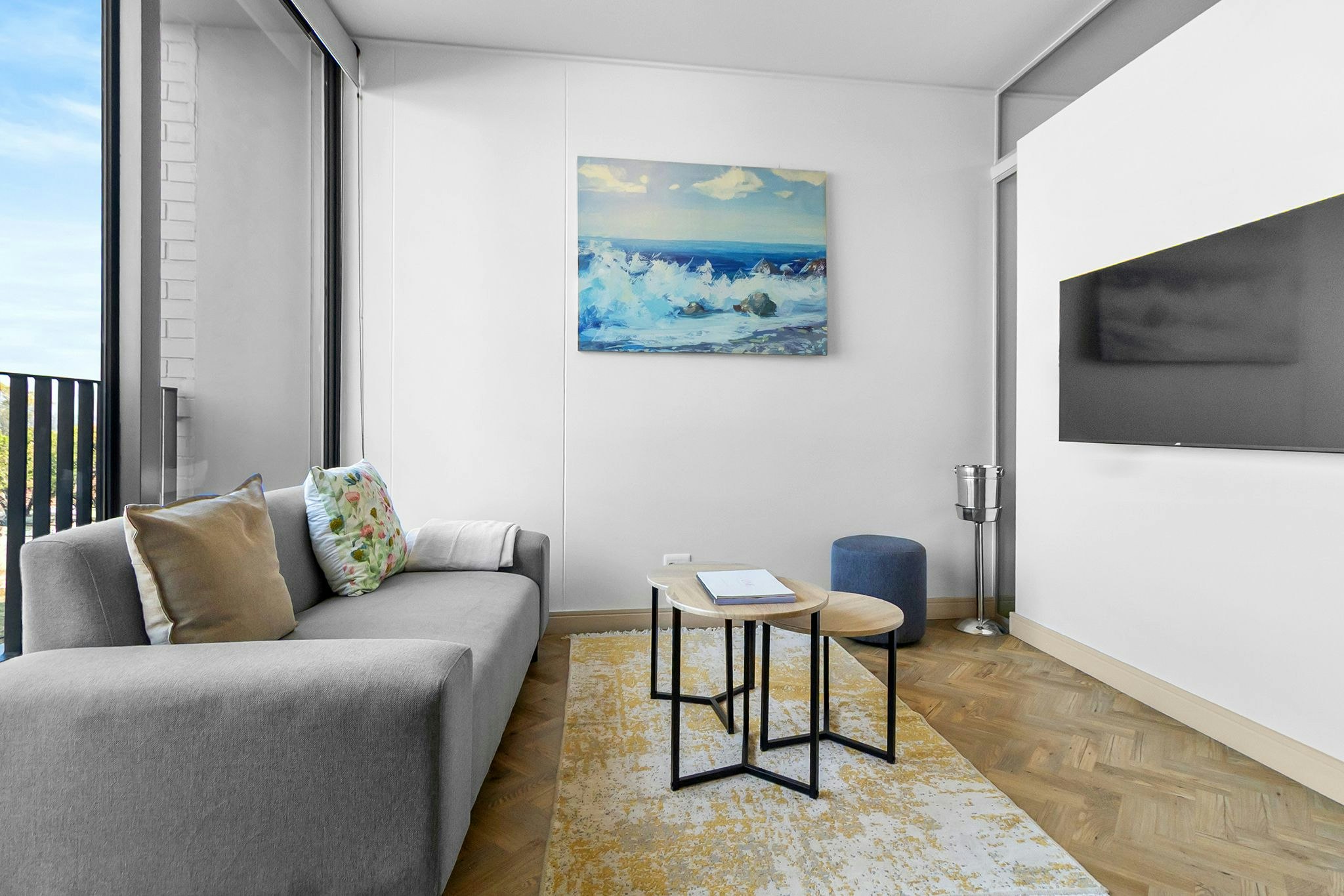 One Rosebank 151 image no 9 of 22