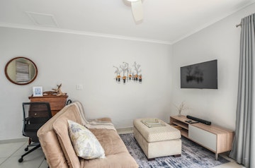 Bloubergstrand Accommodation at  | Viya