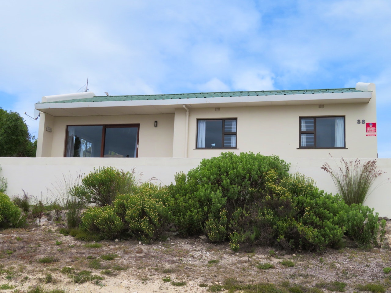 Struisbaai Accommodation at  | Viya