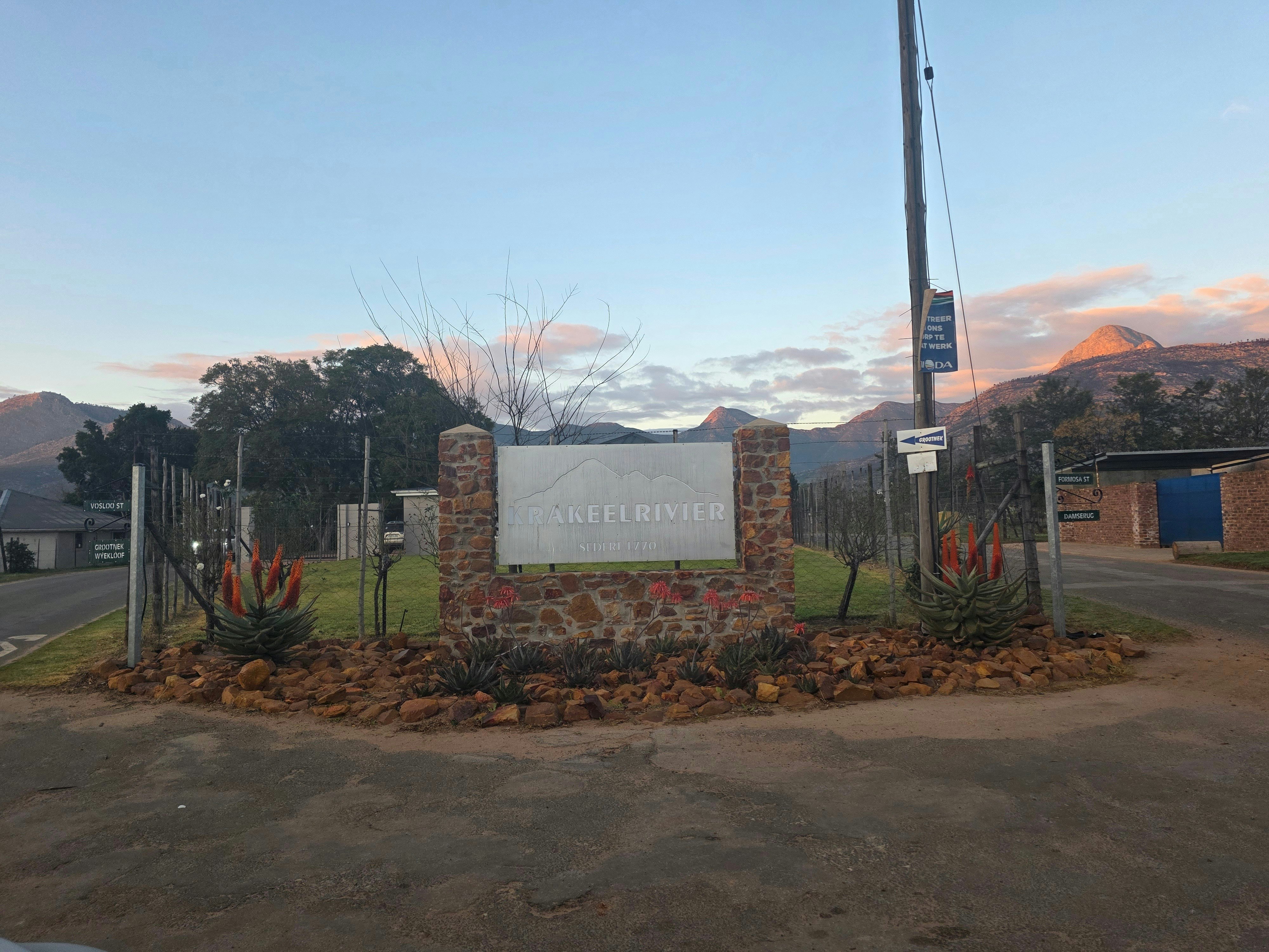 Krakeel Guesthouse @ R62 Langkloof image no 6 of 24