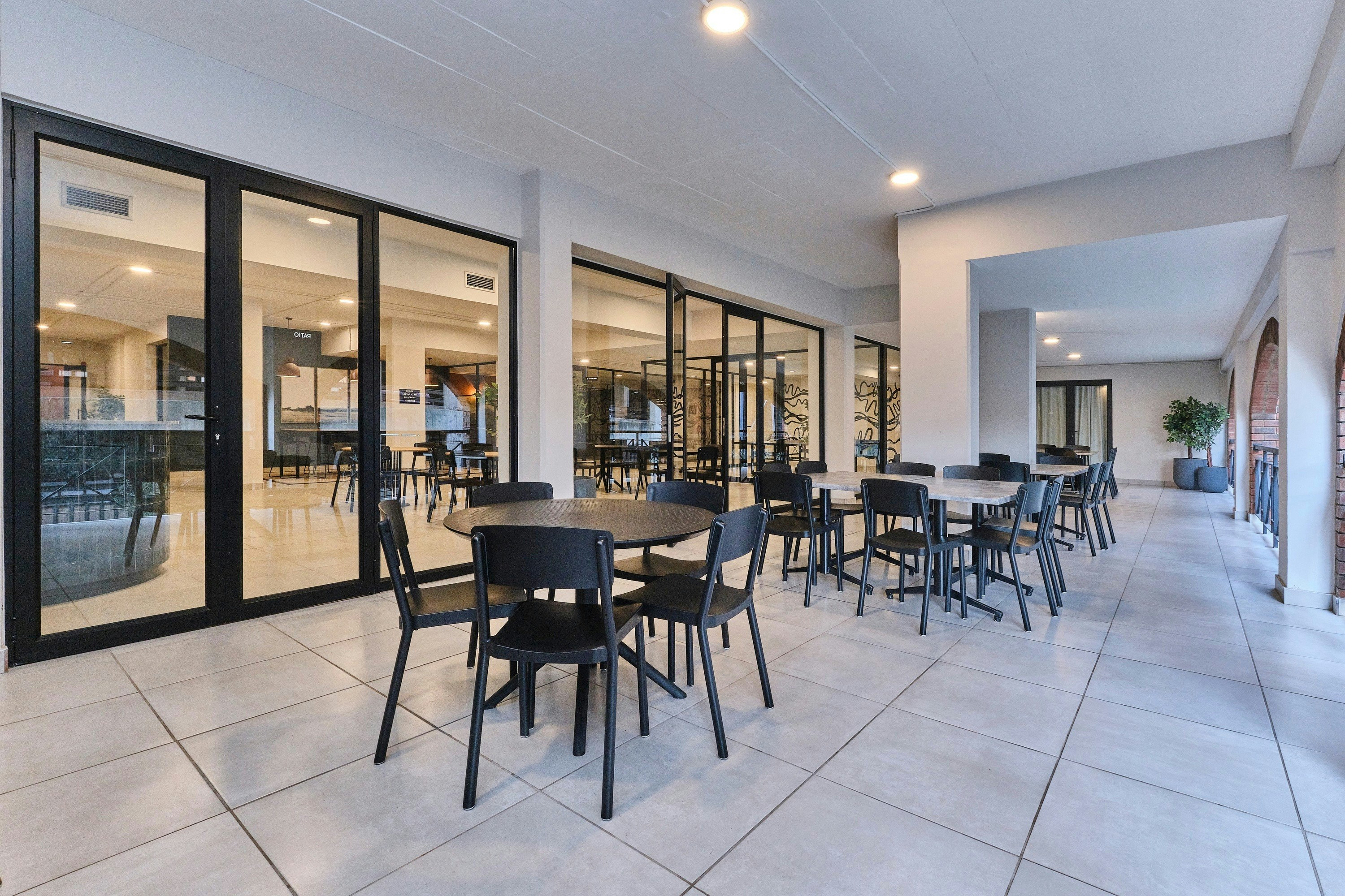 Illovo Urban Studio Retreat image no 26 of 31