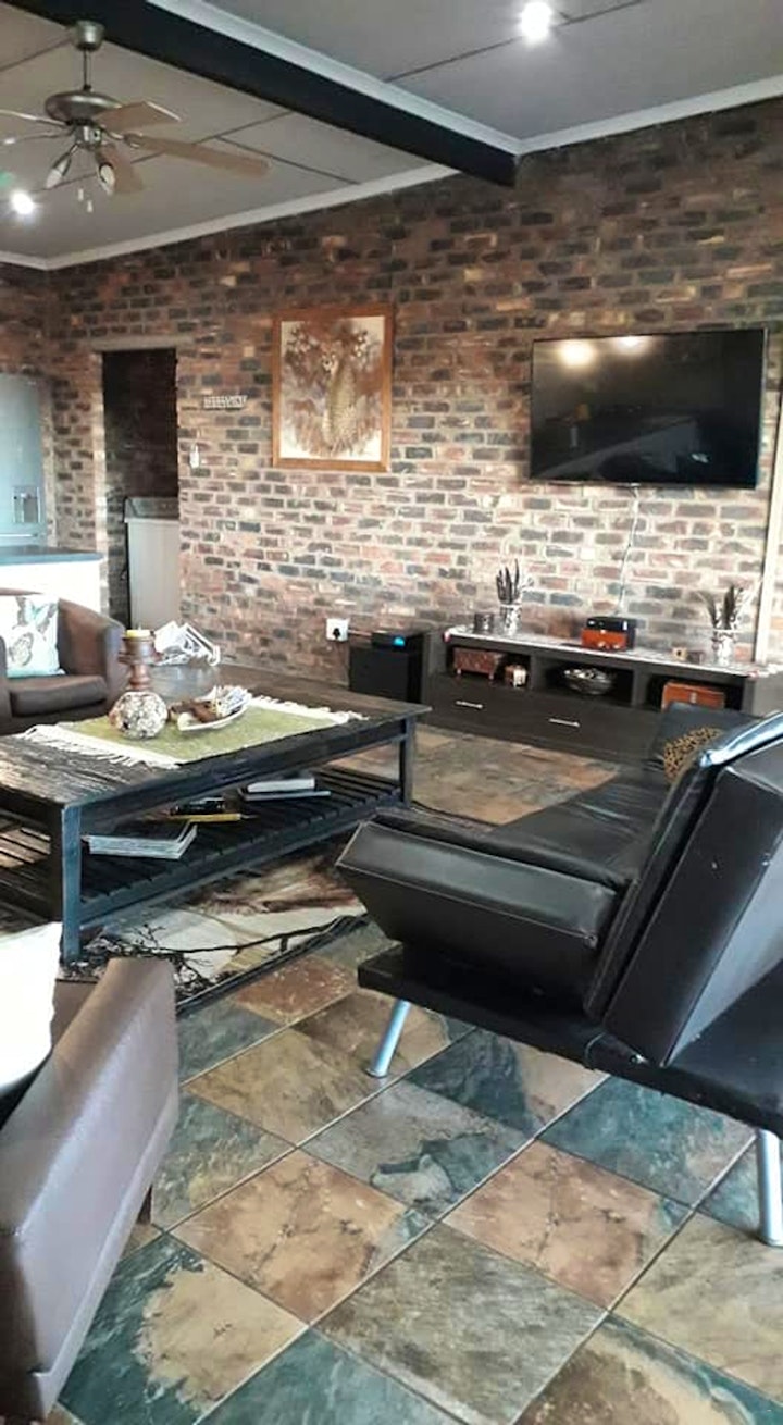 Limpopo Accommodation at Plekkie in die Son | Viya