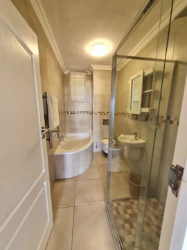 Ballito Accommodation at 207 Les Mouettes | Viya