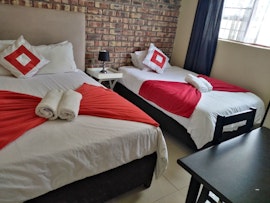 Gqeberha (Port Elizabeth) Accommodation at Hillcrest Drive Unit 2 | Viya