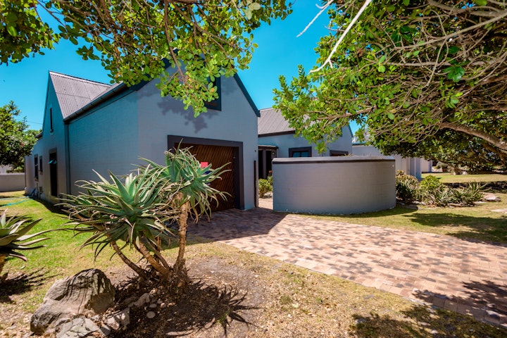 Gansbaai Accommodation at Schneider House | Viya