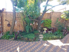 Modderfontein Accommodation at Debby's Place | Viya