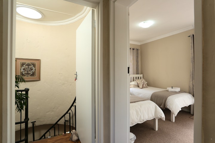George Accommodation at The Owl Apartment | Viya