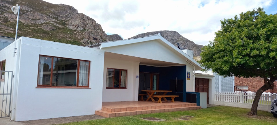 Hermanus Accommodation at  | Viya