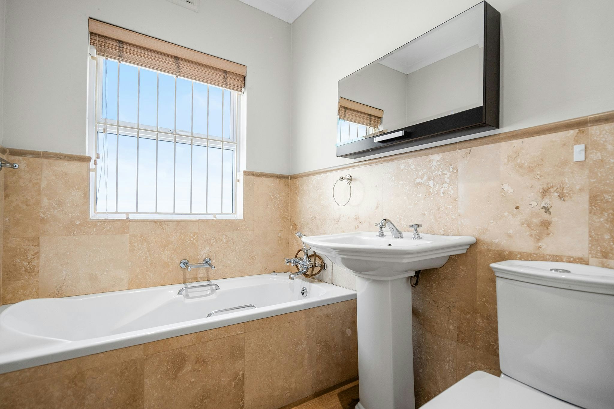 Sangrove Residence image no 26 of 51