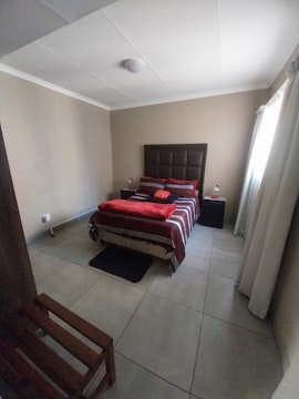 Mpumalanga Accommodation at Rusty Estate Unit 5 | Viya