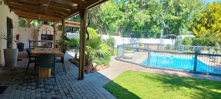 Karoo Accommodation at Potties Guesthouse | Viya