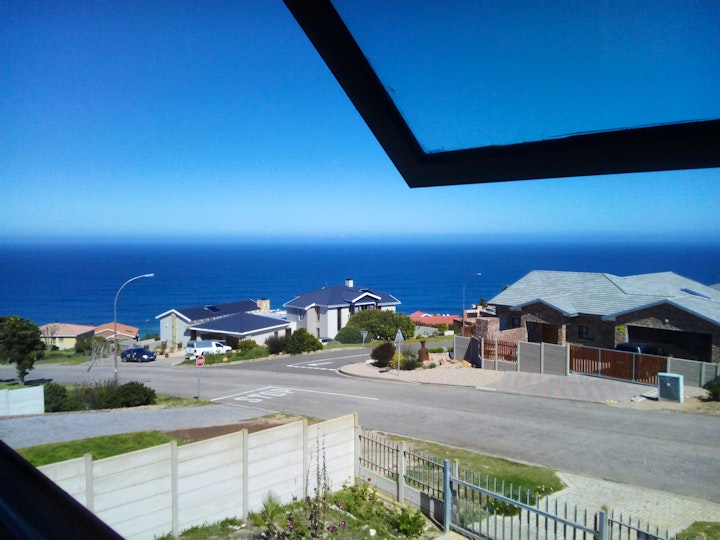 Garden Route Accommodation at Ocean Self-catering Cottage | Viya