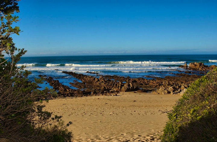 Eastern Cape Accommodation at Rugged Rocks - Sea Forever | Viya