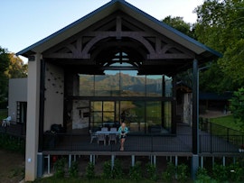 Drakensberg Accommodation at Drakenzicht Mountain Cottage | Viya