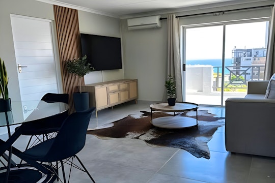 Bloubergstrand Accommodation at  | Viya