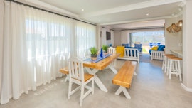 Struisbaai Accommodation at Dageraad 2 | Viya