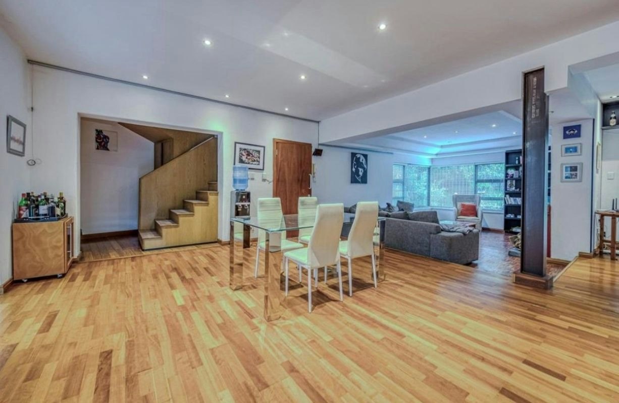 Charming Home image no 2 of 14