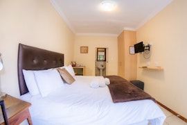 Northern Suburbs Accommodation at  | Viya