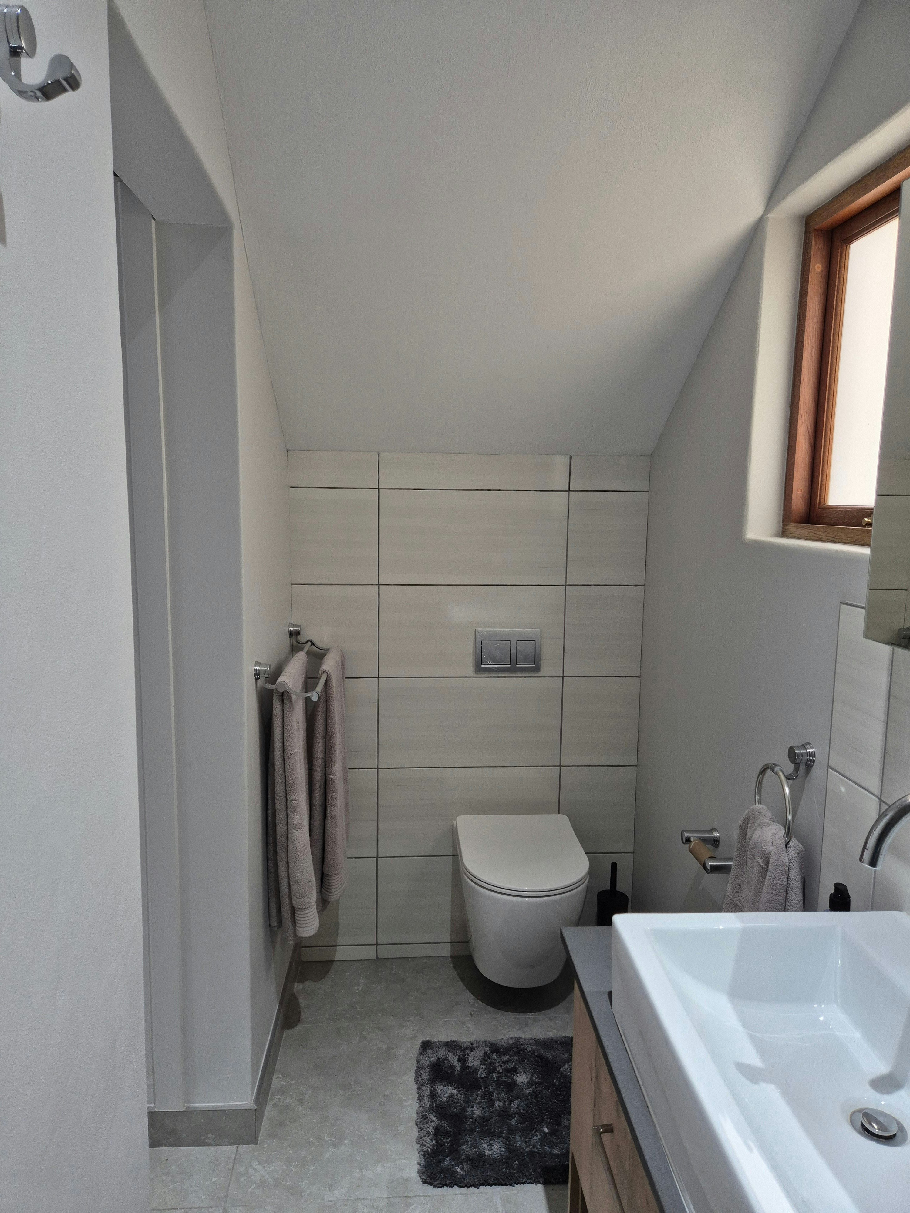 Sandy's Flat image no 17 of 25