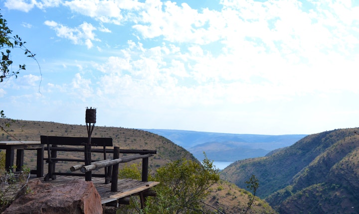 Loskop Valley Accommodation at Mpopomeni - Hummingbird Lodge | Viya