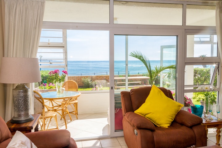 Eastern Cape Accommodation at Bayview Seafront Apartment | Viya