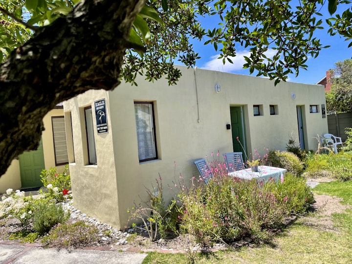 Overberg Accommodation at Ingang straat | Viya