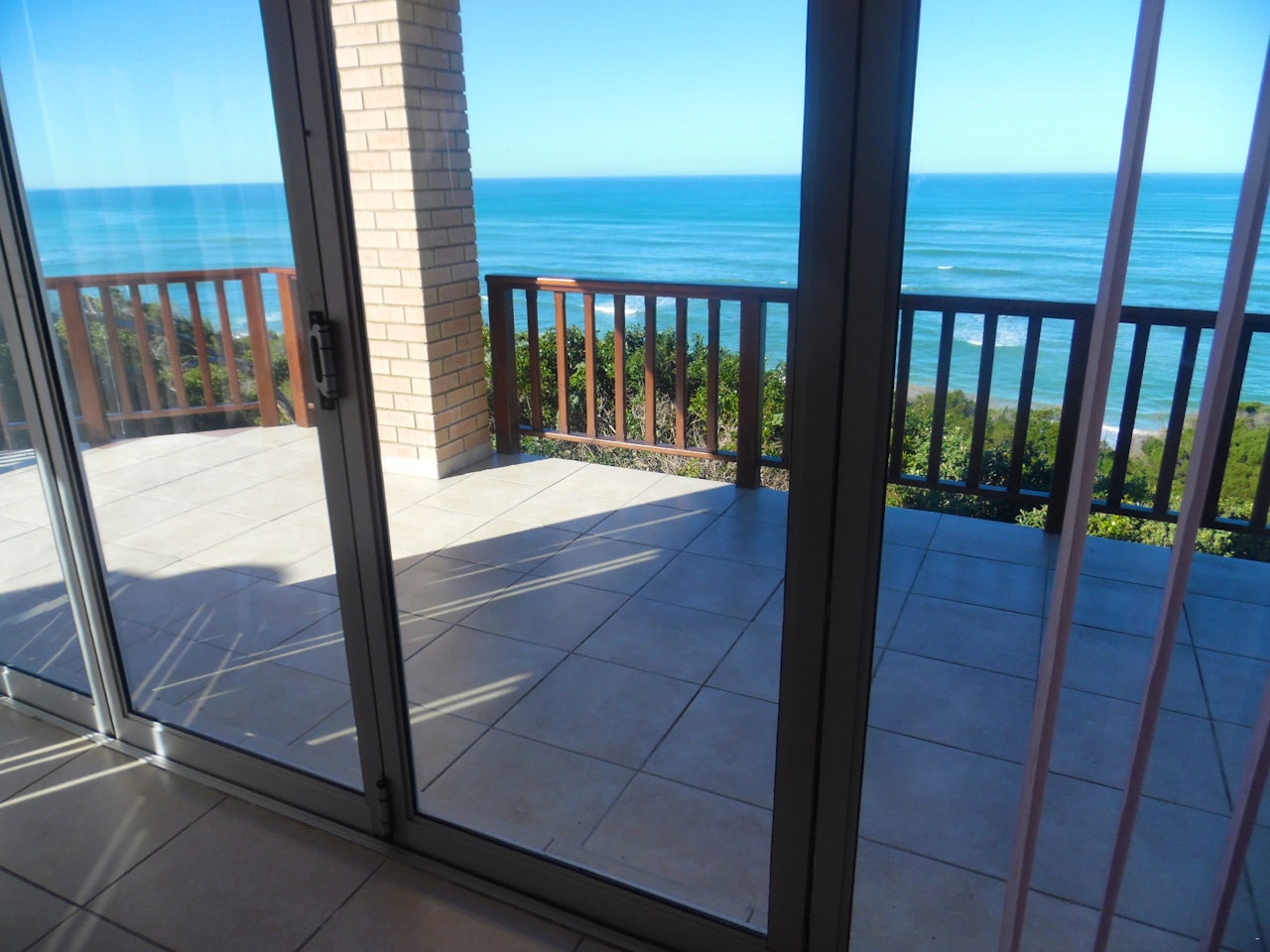 Jeffreys Bay Accommodation at  | Viya