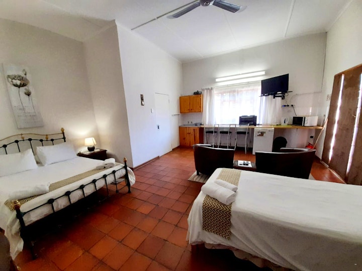 Sarah Baartman District Accommodation at Country Village | Viya