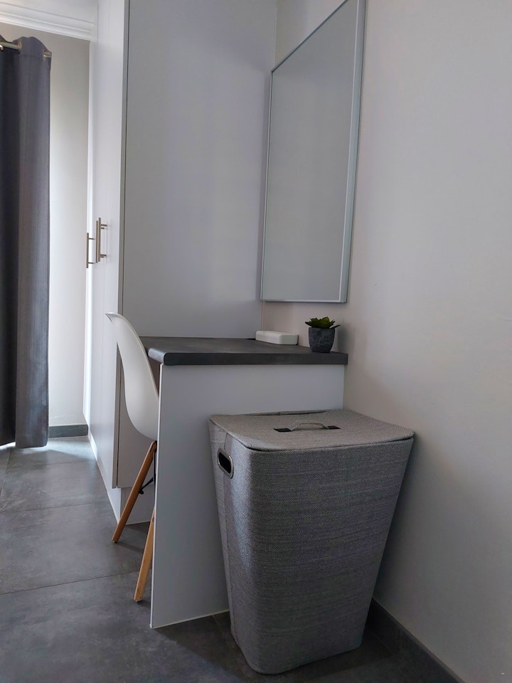 Cape Town Accommodation at 26 @ Edmond Rostand | Viya