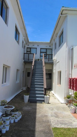 Overberg Accommodation at Stormy Sea Apartment | Viya