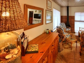 West Coast Accommodation at Cob Cottage, Langebaan 8-sleeper | Viya