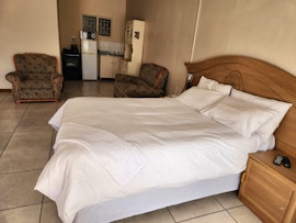 Kalahari Accommodation at  | Viya