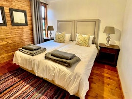 Drakensberg Accommodation at Fireside Cabin | Viya