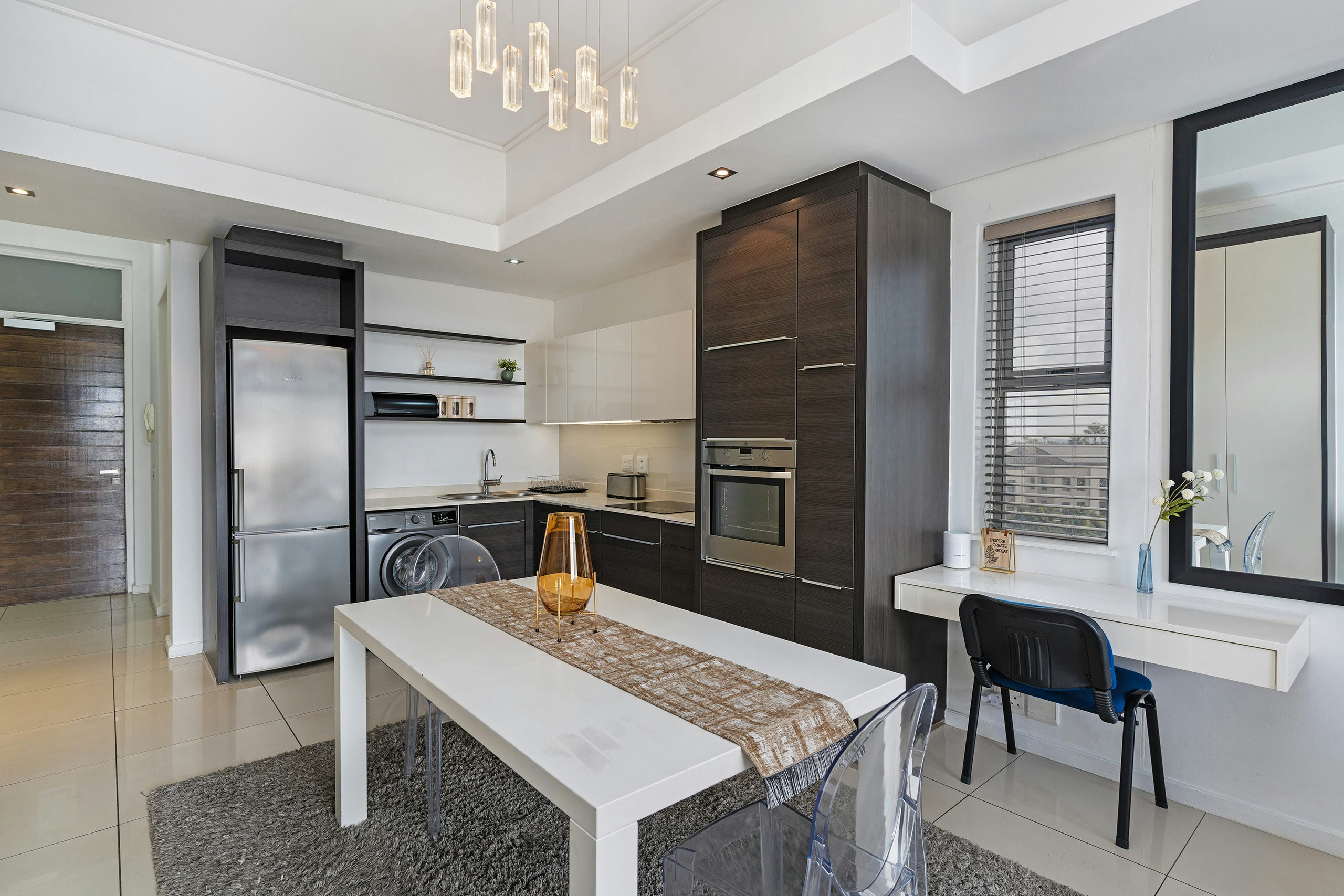Luxury Stay Crystal Towers image no 13 of 17