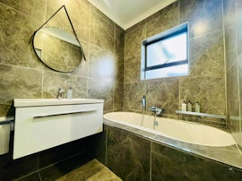 Bloubergstrand Accommodation at  | Viya