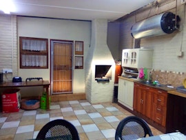 Cradle Of Humankind Accommodation at Casa Villa Guest House | Viya