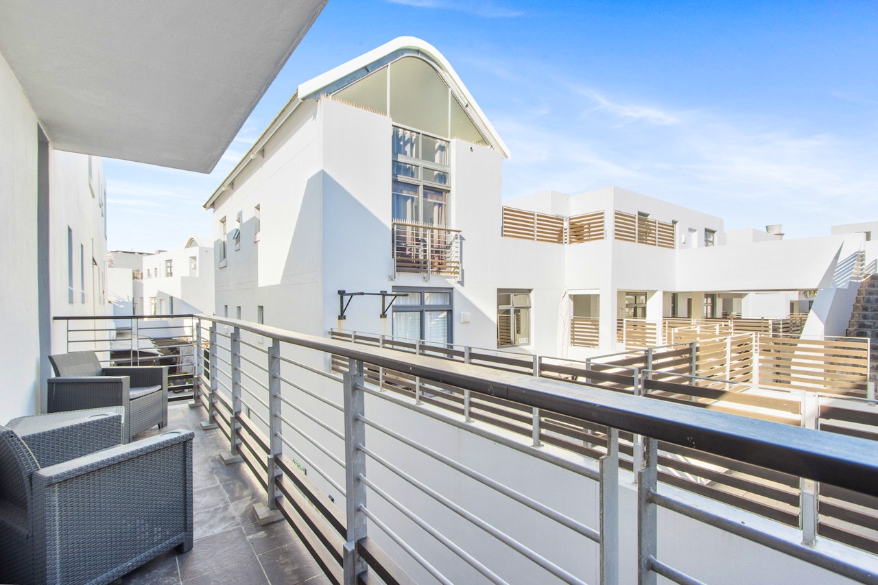 Bloubergstrand Accommodation at  | Viya