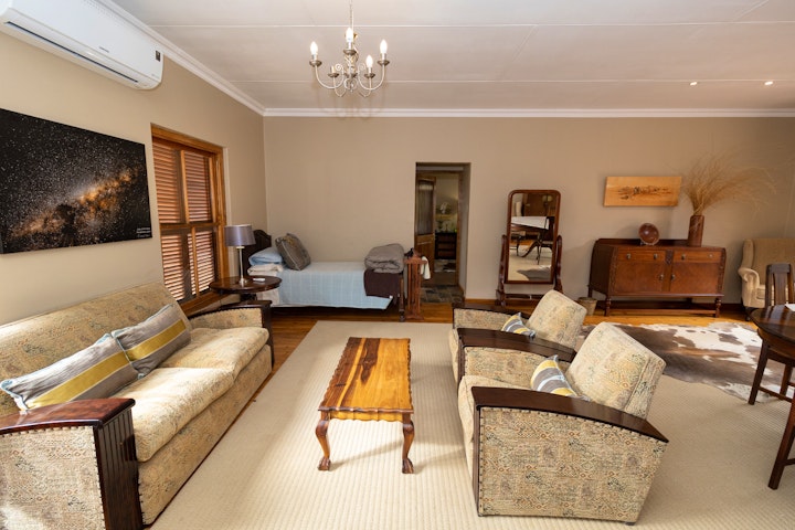 Northern Cape Accommodation at Jules of the Karoo Lodge | Viya