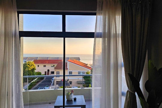 Bloubergstrand Accommodation at  | Viya