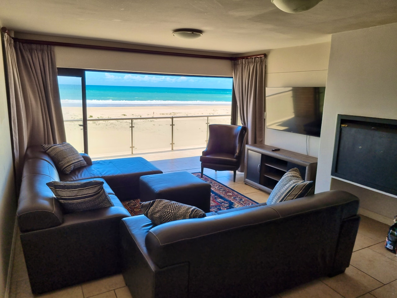 Jeffreys Bay Accommodation at  | Viya